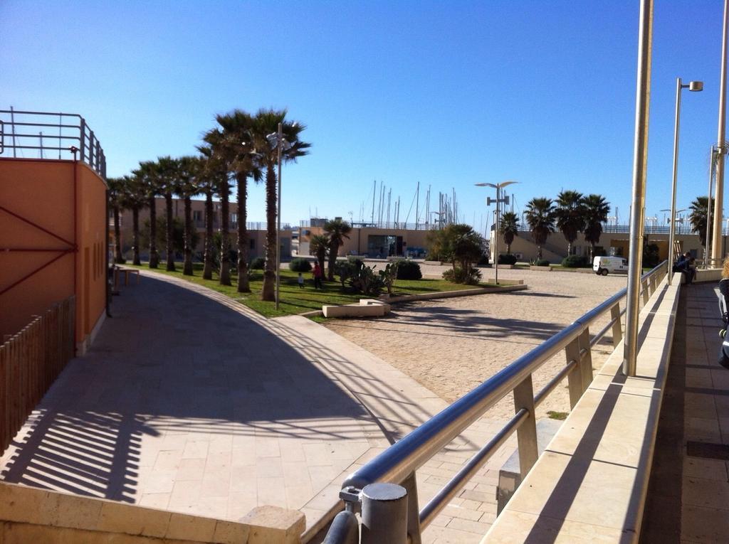 Вилла La Terrazza Sul Porto Марина-ди-Рагуза Номер фото